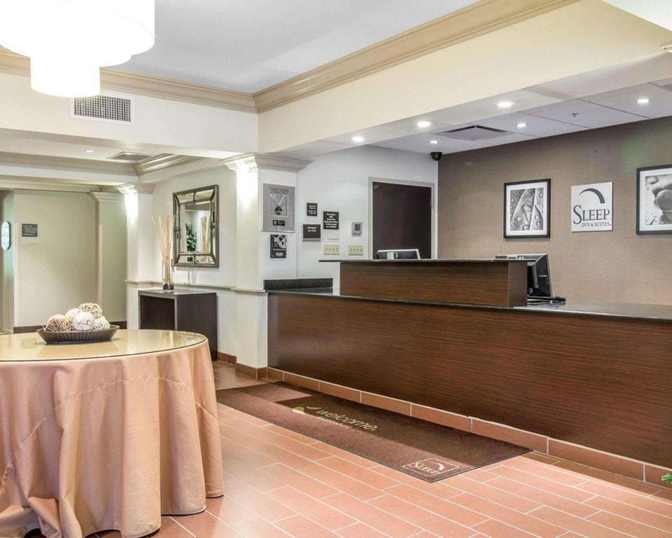 Sleep Inn & Suites Middlesboro Hotel in Tennessee