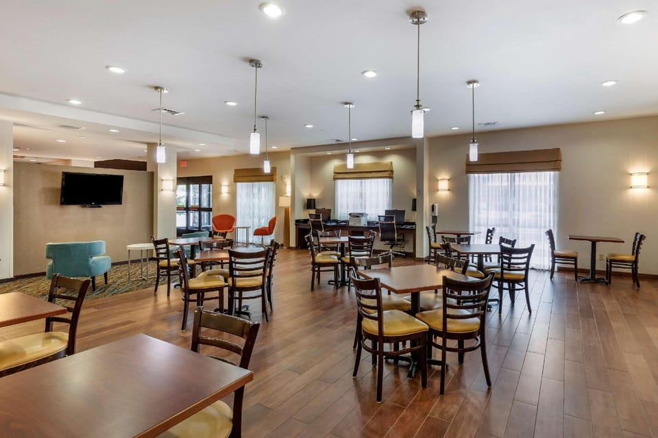 Sleep Inn & Suites Miles City I-94 Hotel in Miles City