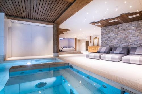 TERRESENS - Le Snoroc Hotel in La Plagne-Tarentaise