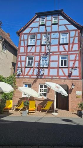 Brunnenputzer Pension Restaurant Hotel in Hesse