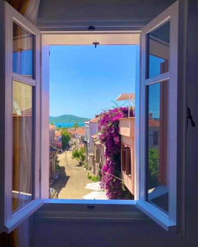 Cunda Bebekli Pansiyon Hotel in İzmir Province