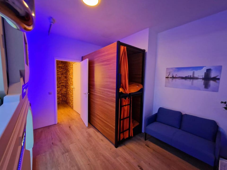 Recharge Hostel Hostel in Rotterdam