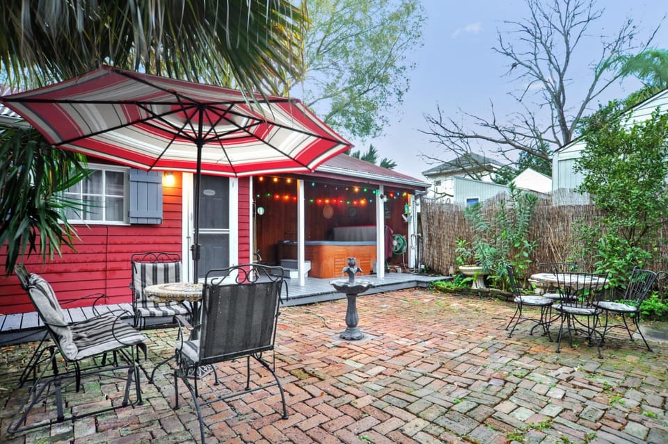 The Burgundy Bed and Breakfast Hotel in Faubourg Marigny