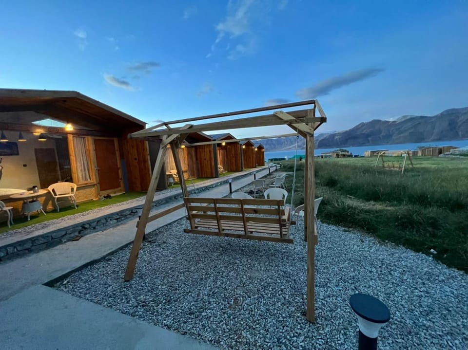 Misty Hills Cabins Hotel in India