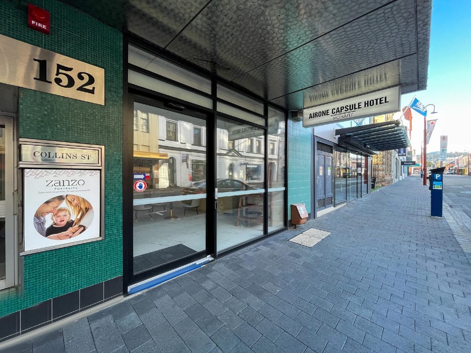Airone Capsule Hotel Capsule hotel in Hobart