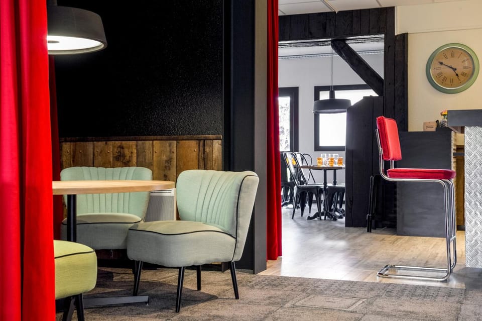 Bar/lounge