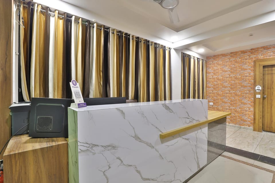 Hotel Red Rose Guest House Hotel in Ahmedabad