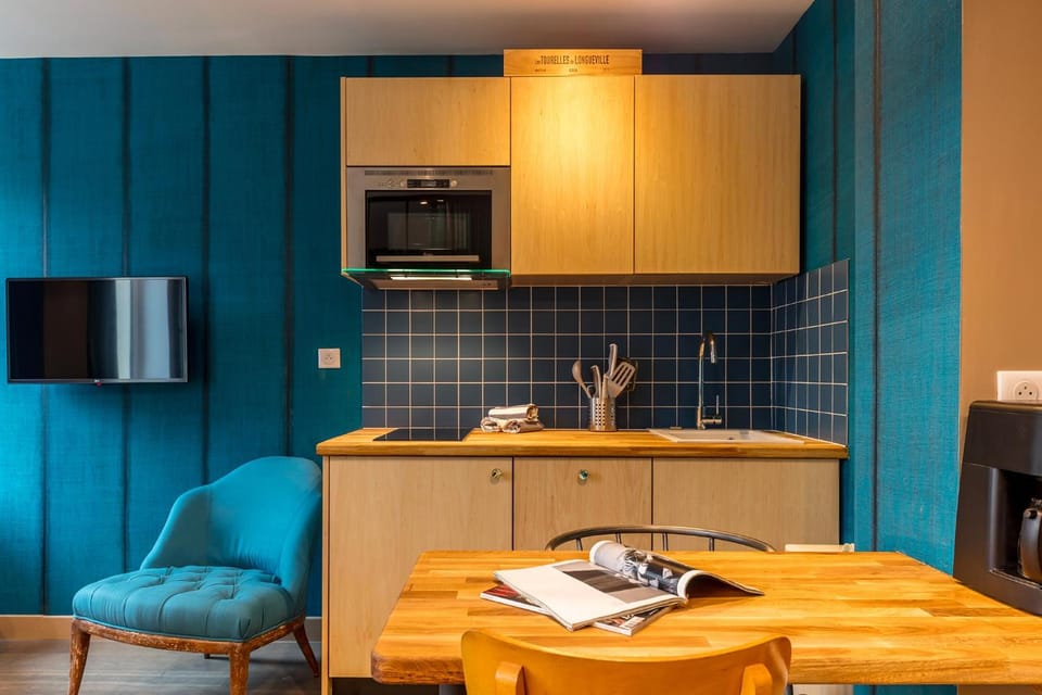 BE YOU APART'HOTEL Apartment hotel in Clichy