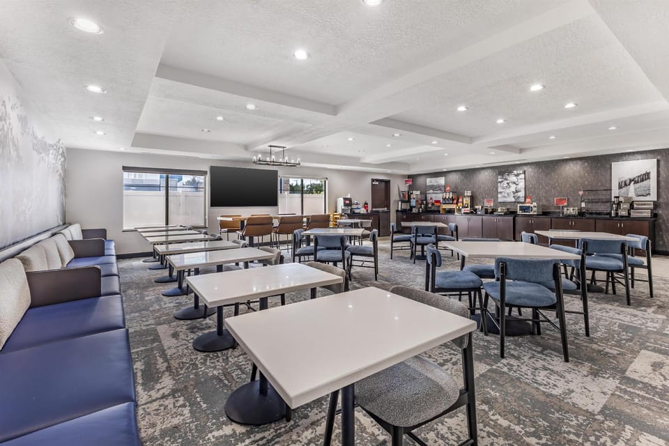 Best Western Plus Airport Inn & Suites Hotel in Salt Lake City