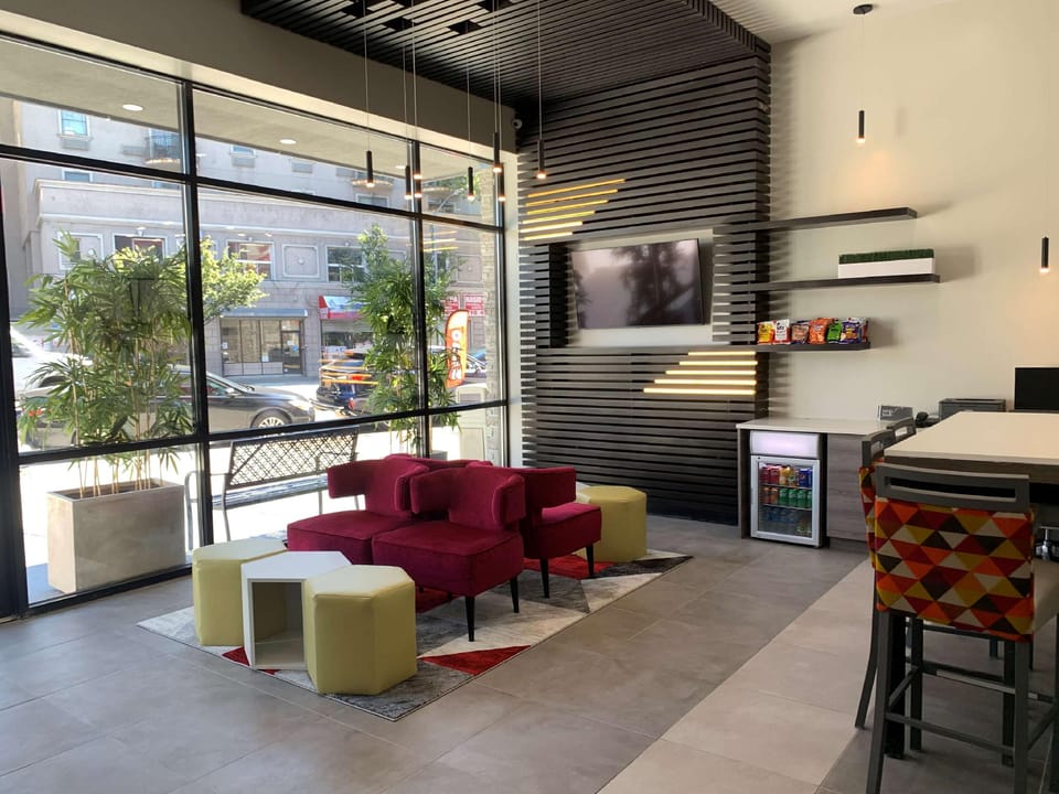 Best Western Plus Brooklyn-Prospect Park Hotel in Flatbush