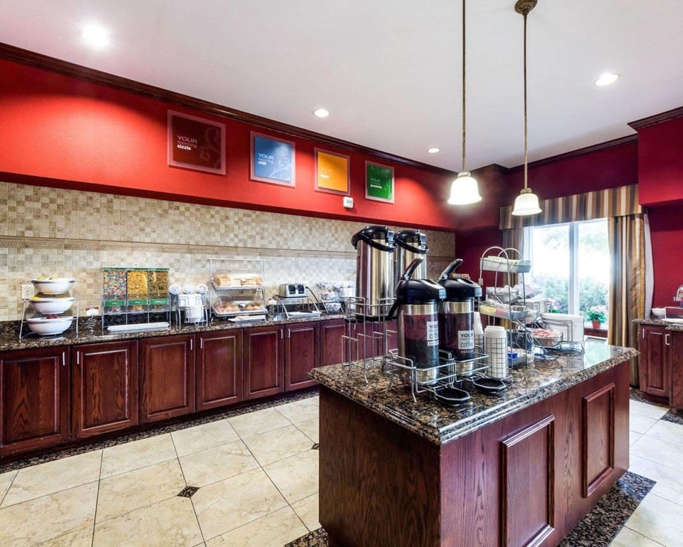 Comfort Suites Corpus Christi Central Hotel in Corpus Christi