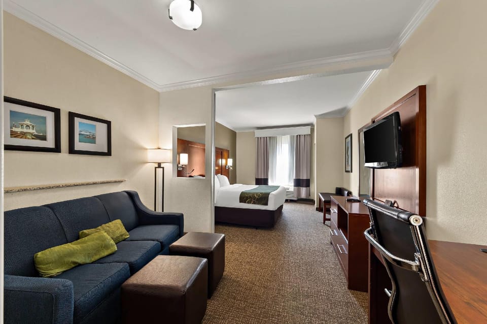Suite room