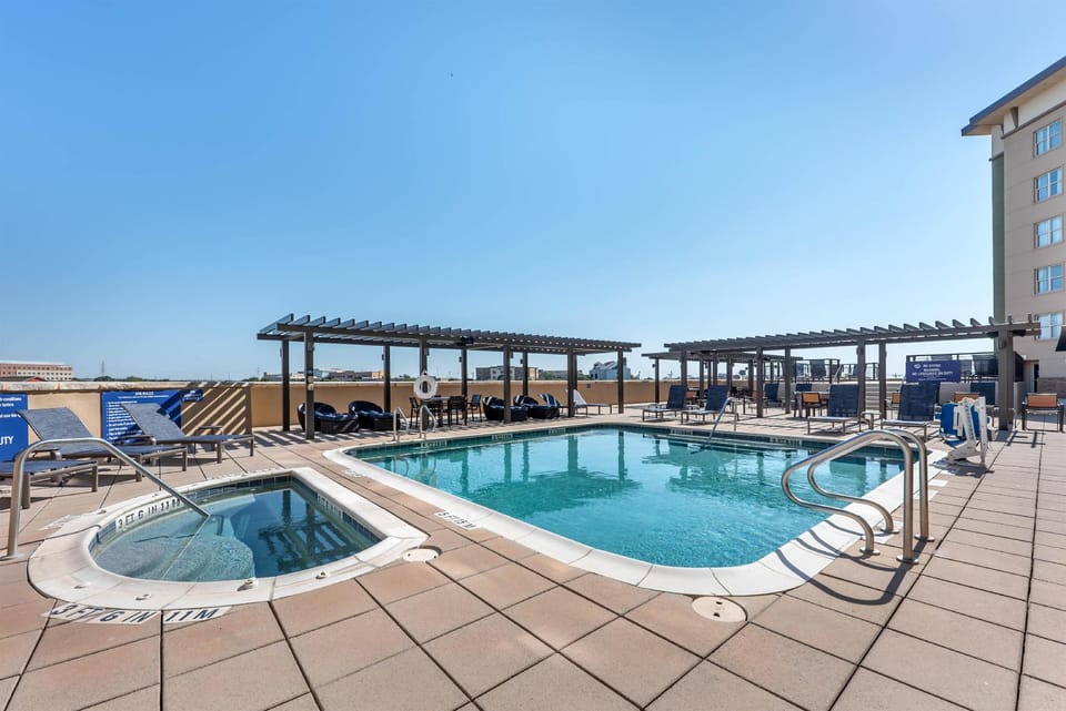 Drury Plaza Hotel San Antonio North Stone Oak Hotel in San Antonio