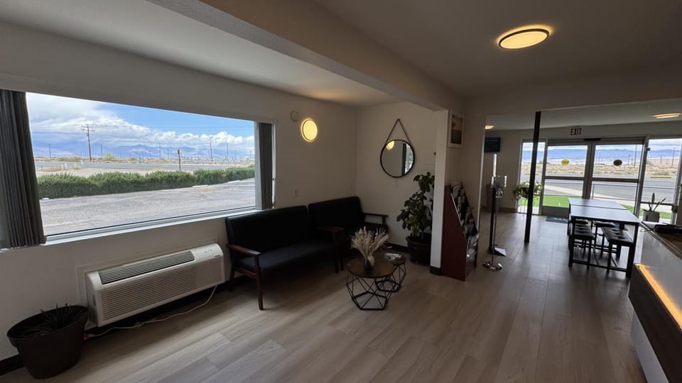 Days Inn by Wyndham Ridgecrest near China Lake Naval Station Hotel in Ridgecrest