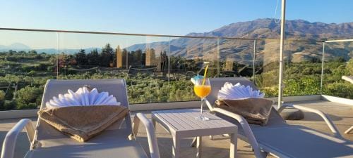 Splendid Villas and Family Resort Hotel in Crete