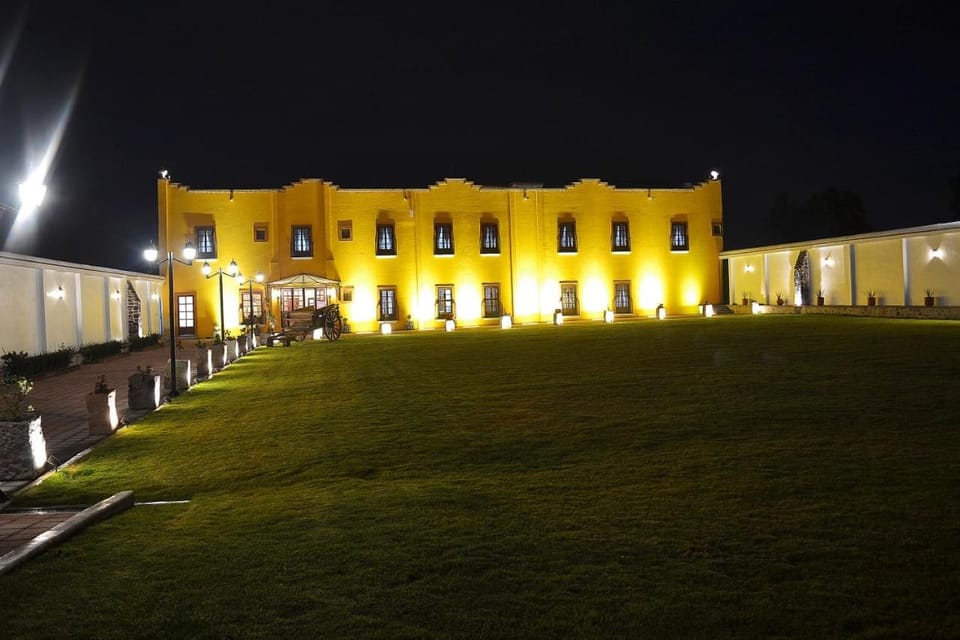 La Casona Piramides Hotel in Hidalgo, Mexico