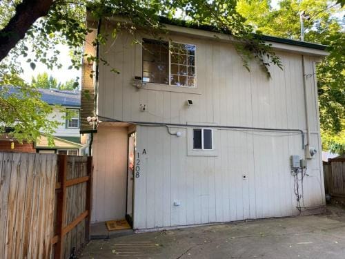 Near Downtown- Kitchen-washerdryer-parking Hotel in Medford