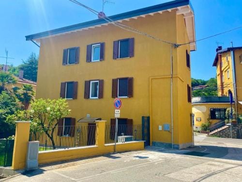 Around Lago Maggiore rooms Hotel in Canton of Ticino