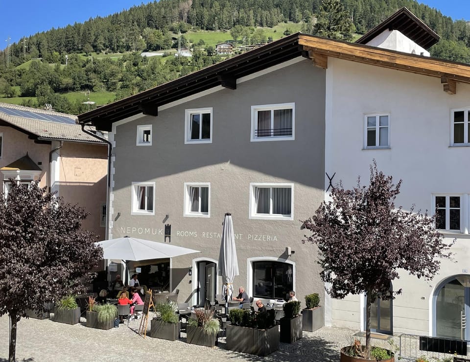 Nepomuk rooms Hotel in Vipiteno