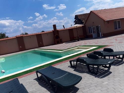 Pensiunea La Nety Hotel in Serbia
