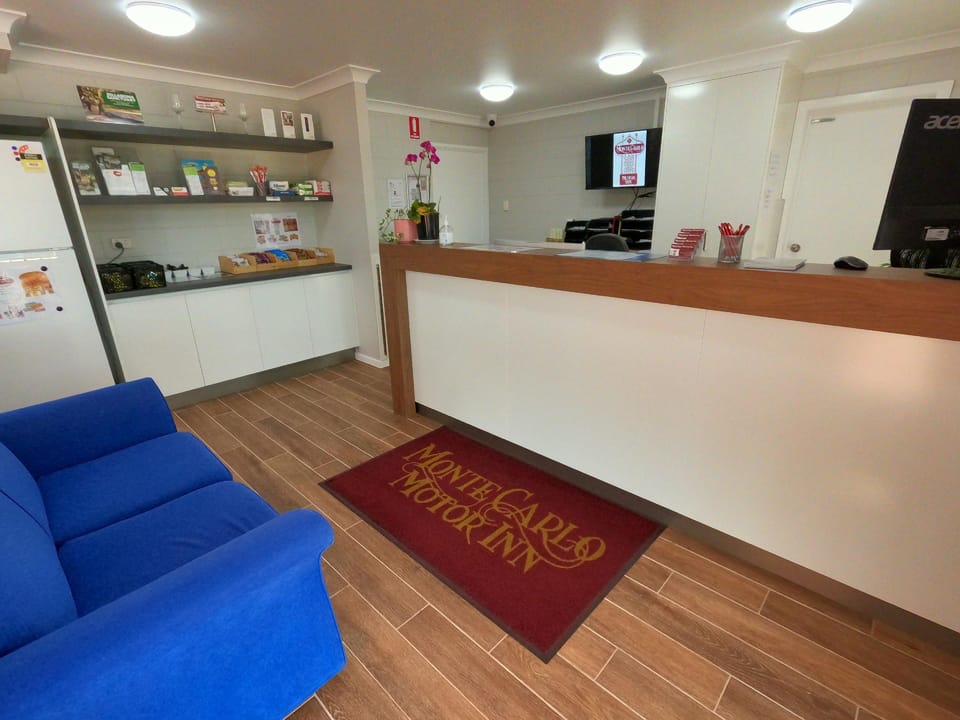 Monte Carlo Motor Inn Motel in Queensland
