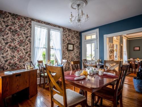 5 Ojo Inn Bed and Breakfast Hotel in Eureka Springs
