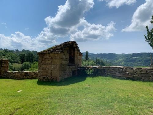 La Combe aux Fees Hotel in Auvergne-Rhône-Alpes