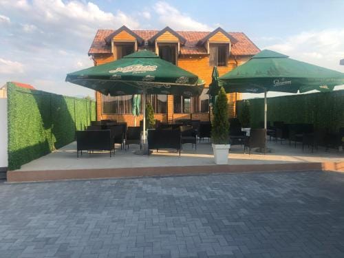 STD JOVIC sa bazenom Hotel in Serbia
