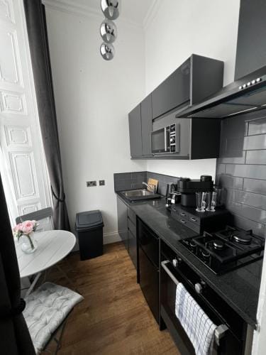 Amani Apartments - Glasgow City Centre Hotel in Glasgow