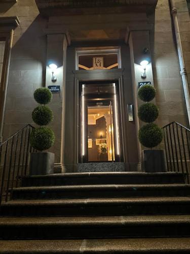 Amani Apartments - Glasgow City Centre Hotel in Glasgow