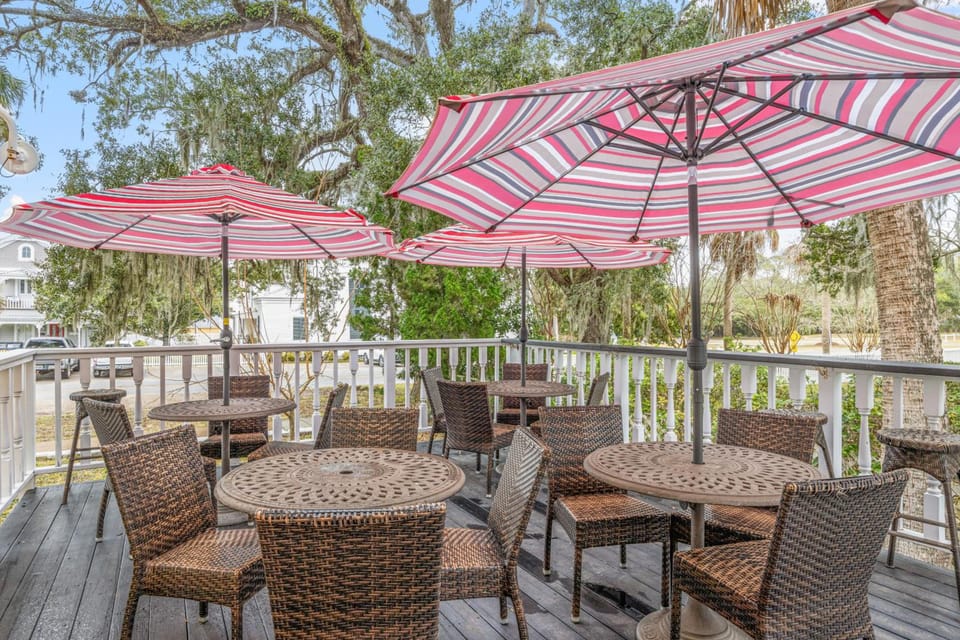 Coombs Inn & Suites Hotel in Apalachicola