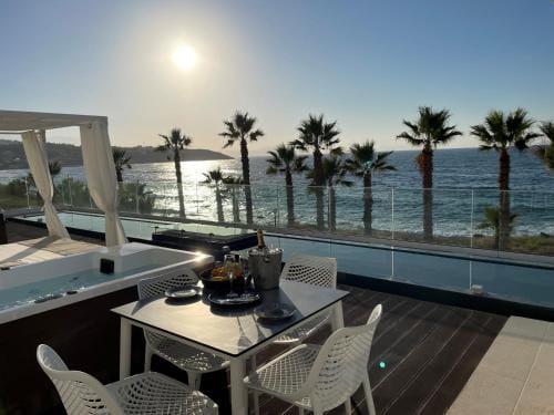 Suitenes Coast Hotel in Rethymno