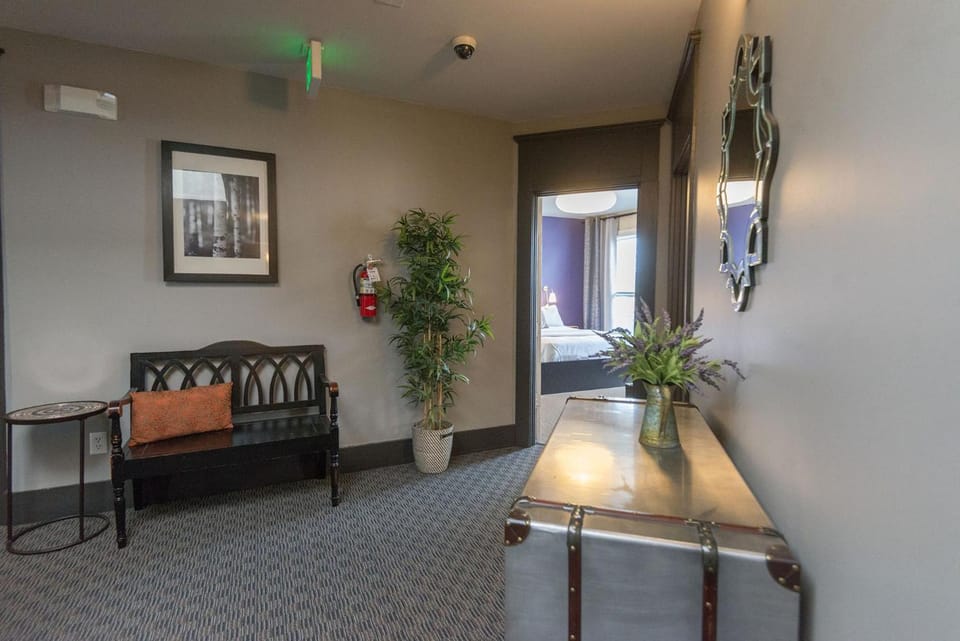 Camas Boutique Hotel Hotel in Willamette Valley