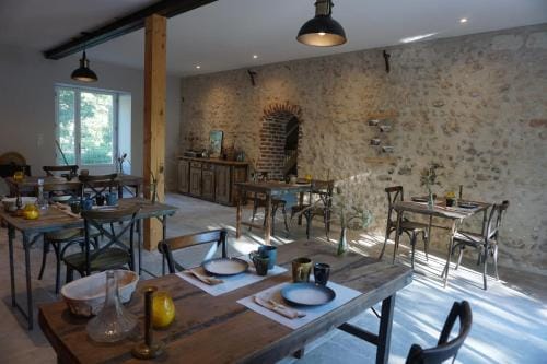 Le Moulin de Moquesouris - Chambres d'hotes et table d'hote Hotel in Centre-Val de Loire