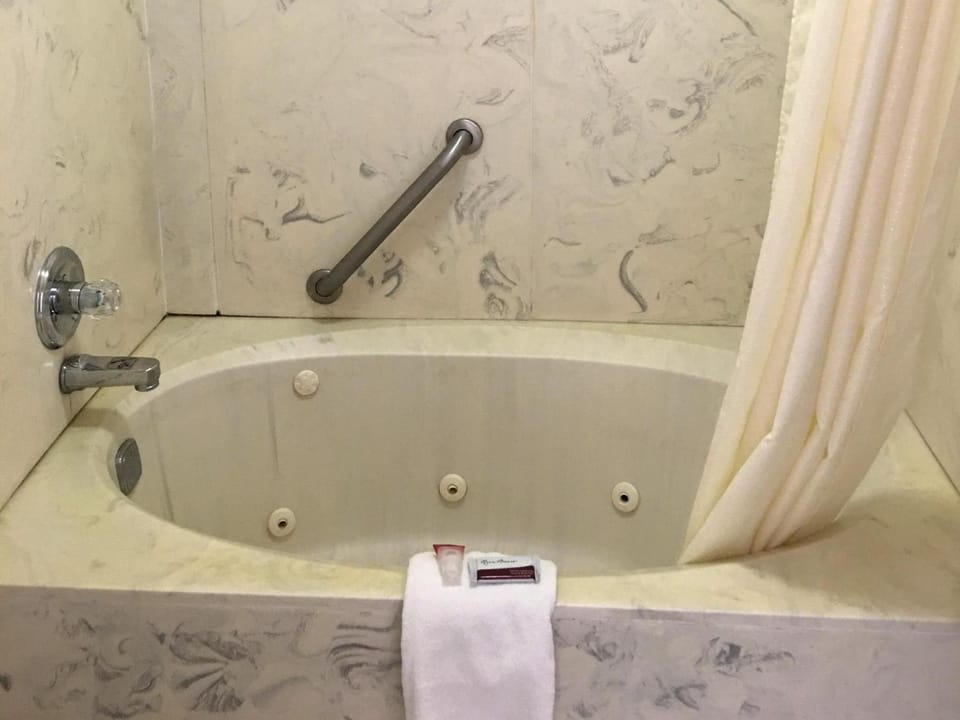 Americas Best Value Inn & Suites Clarksdale Motel in Clarksdale