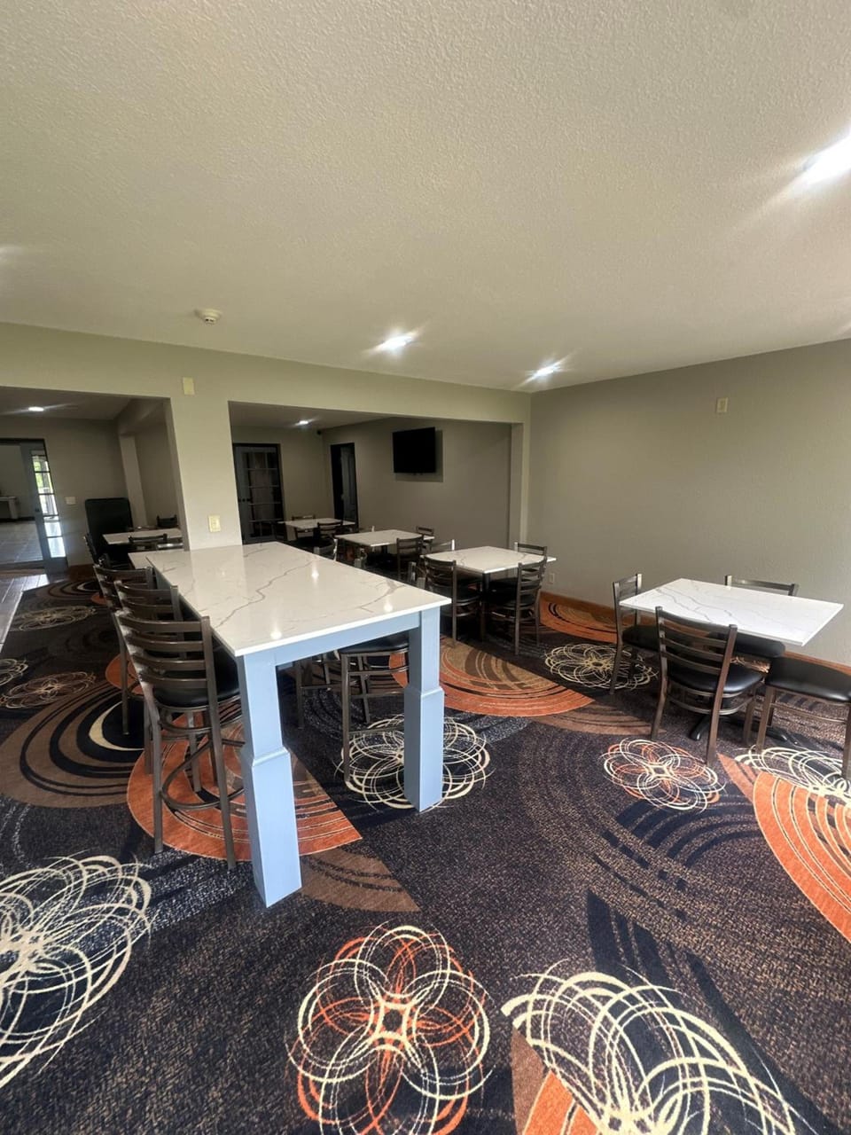 Super 8 by Wyndham Lake of the Ozarks Hotel in Lake of the Ozarks