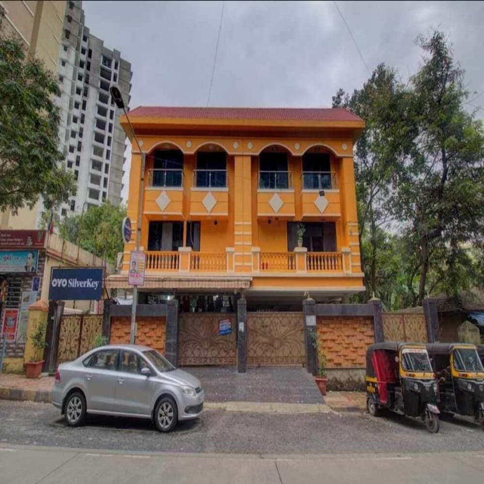 Hotel Om Sai Villa  Hotel in Maharashtra