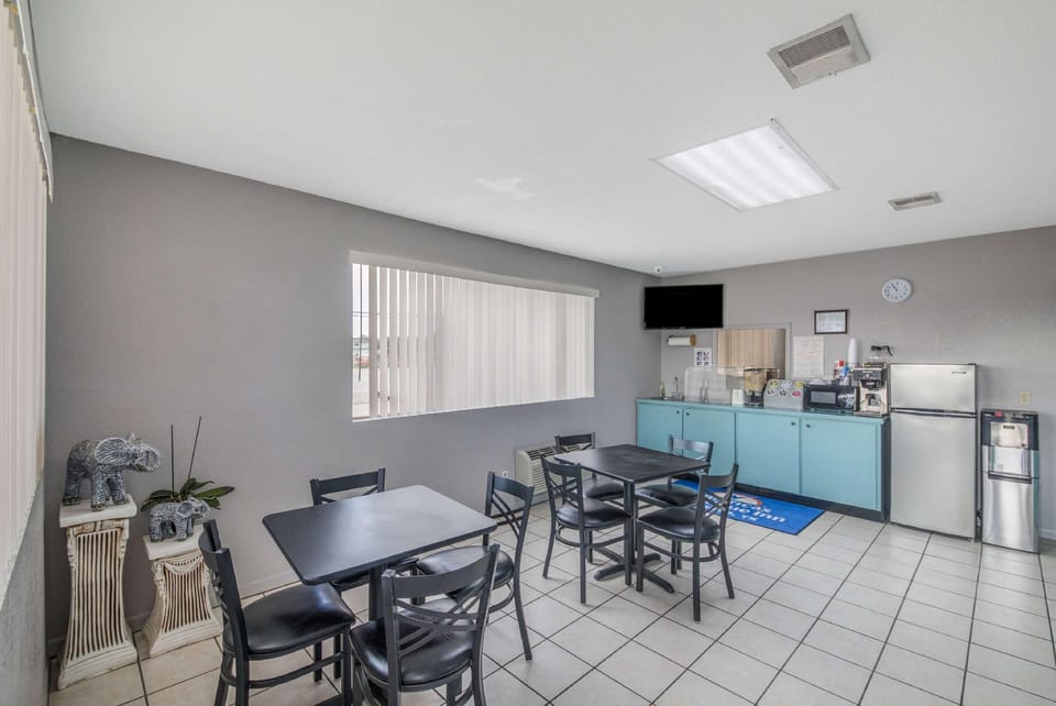 Americas Best Value Inn Giddings Motel in Texas
