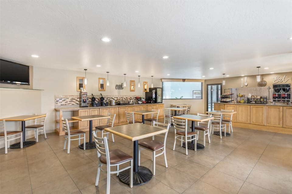 Best Western Plus Great Northern Inn Hotel in Montana