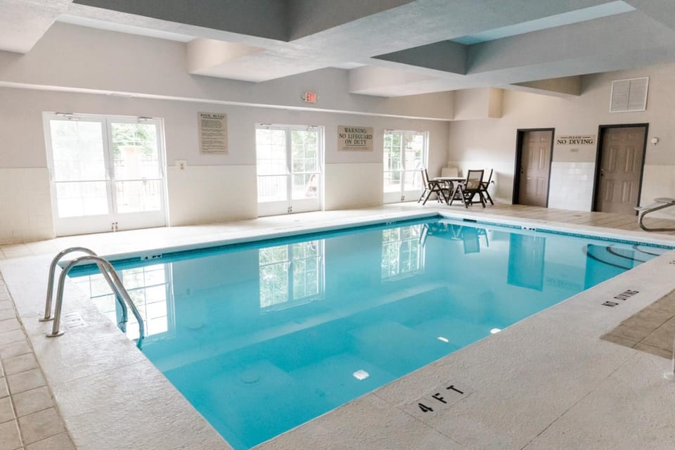 Country Inn & Suites by Radisson, Helen, GA Hotel in Helen