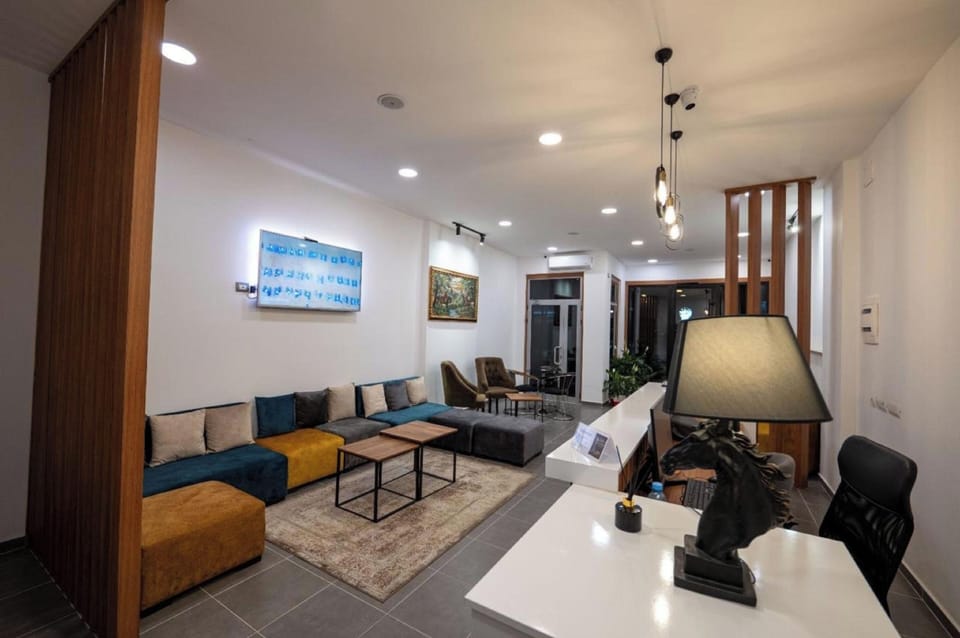 Altobelo Hotel Hotel in Vlorë
