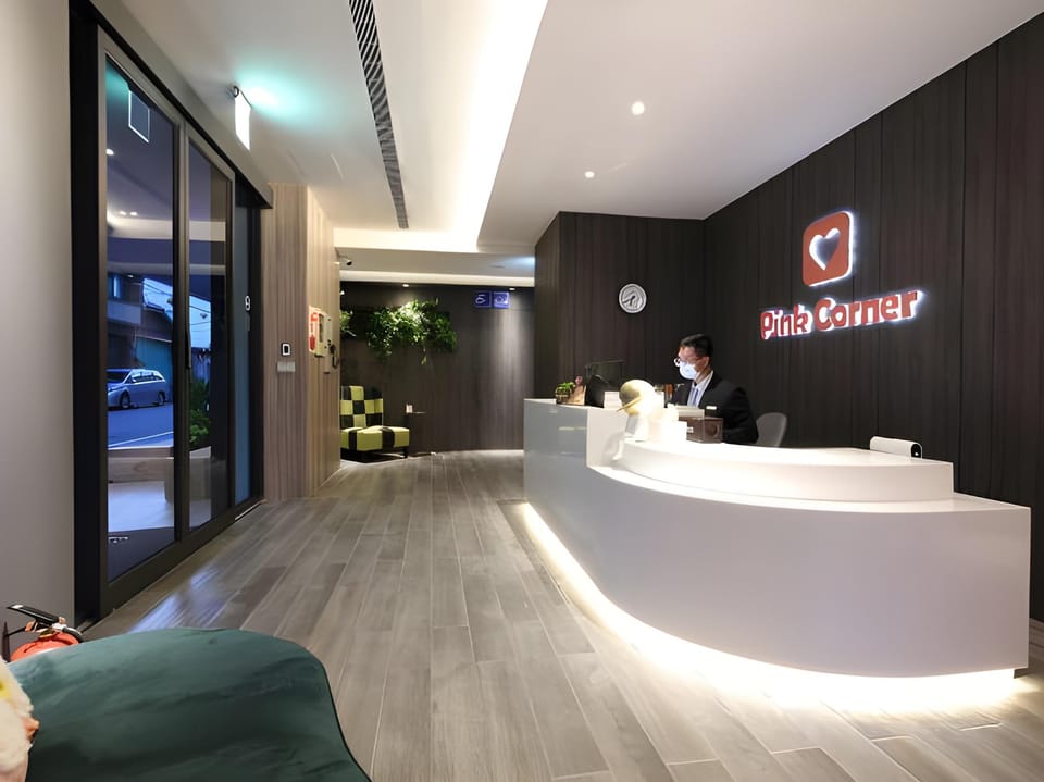 品悅文旅-免費停車場免費特斯拉充電近東大門夜市 Hotel in Taiwan, Province of China