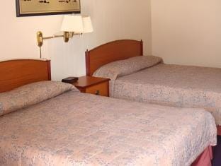 Wesley Inn & Suites Inn in Middletown