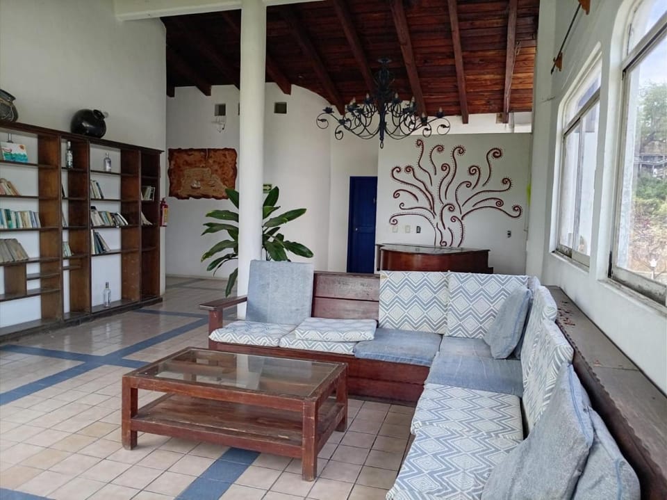 MayFlower Hotel & Hostal Hotel in Puerto Escondido