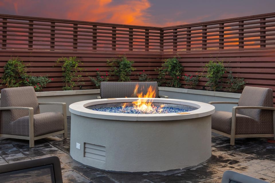 Courtyard by Marriott Conway Hotel in Conway