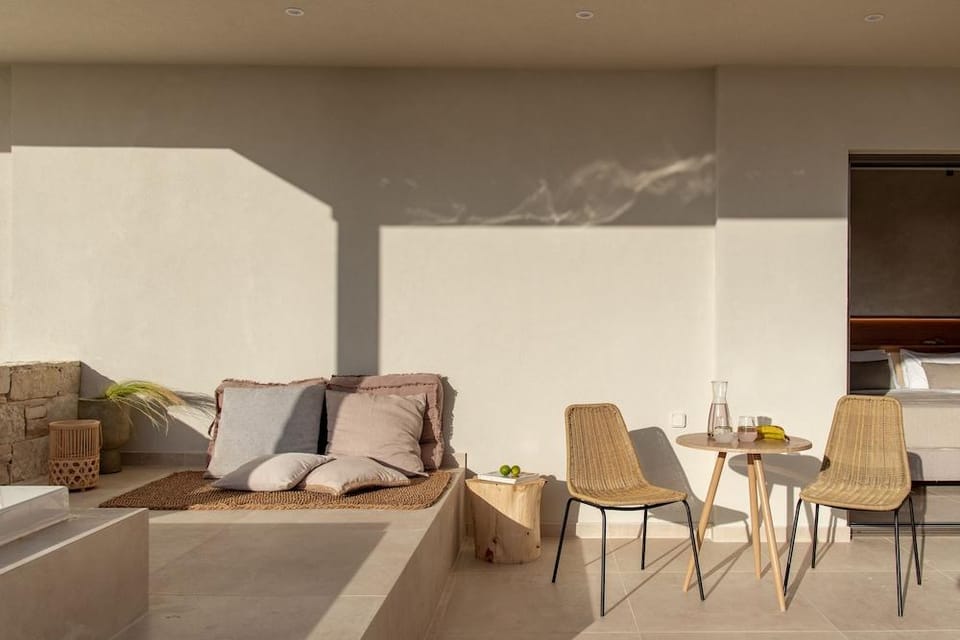 Esperanto Hotel in Agia Marina