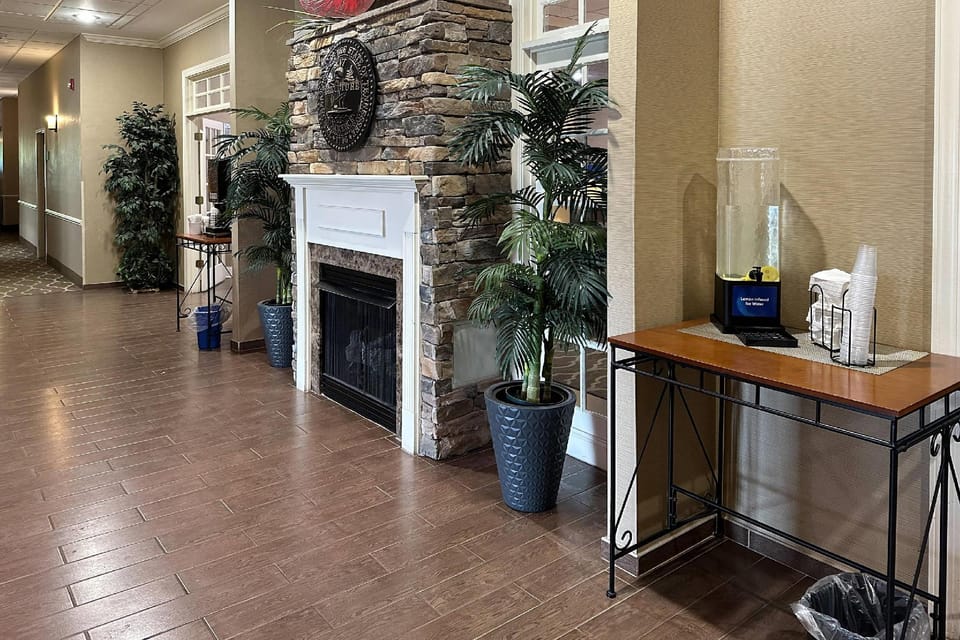 Comfort Inn & Suites Rogersville Hotel in Rogersville