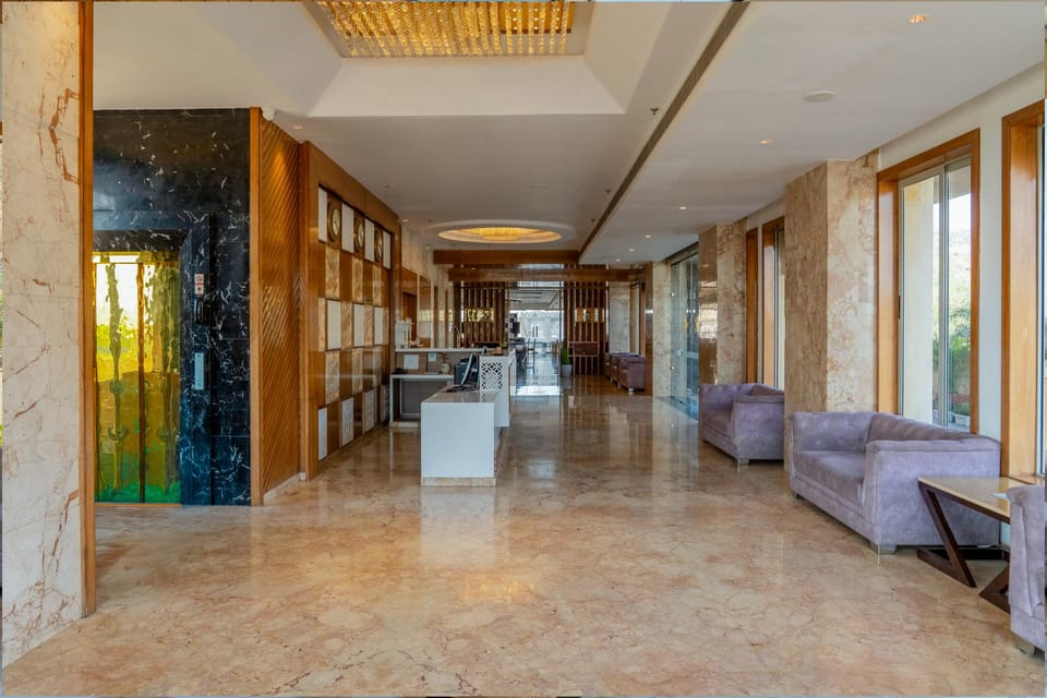 Paandora Grand, Udaipur Hotel in Rajasthan