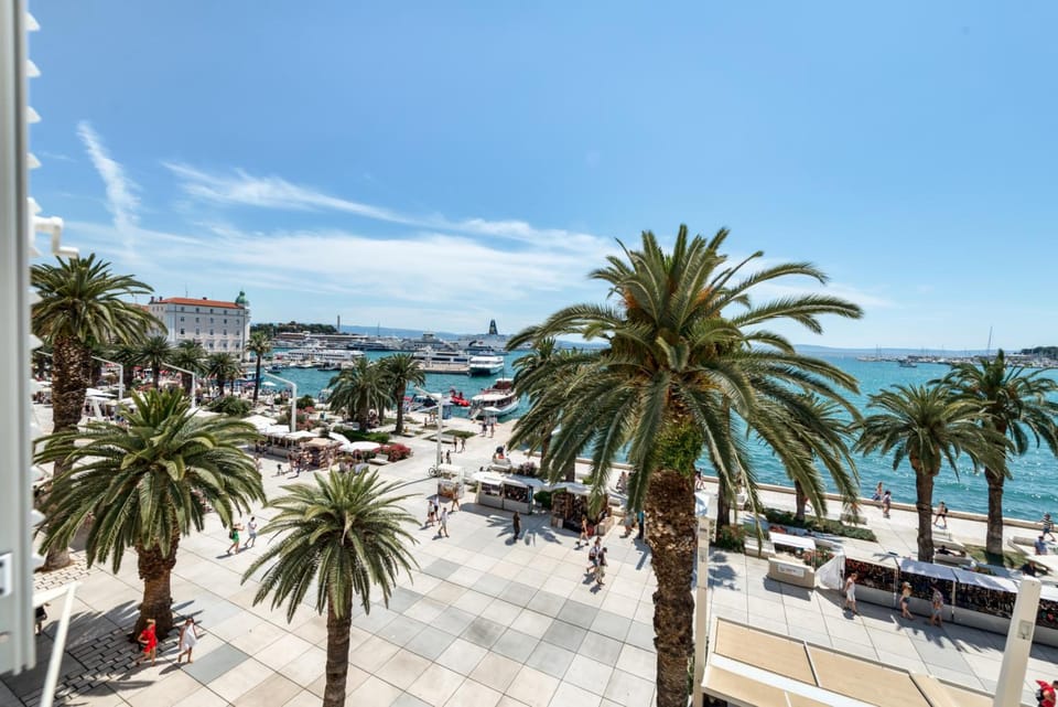 Palms Promenade Luxury Rooms Hotel in Split