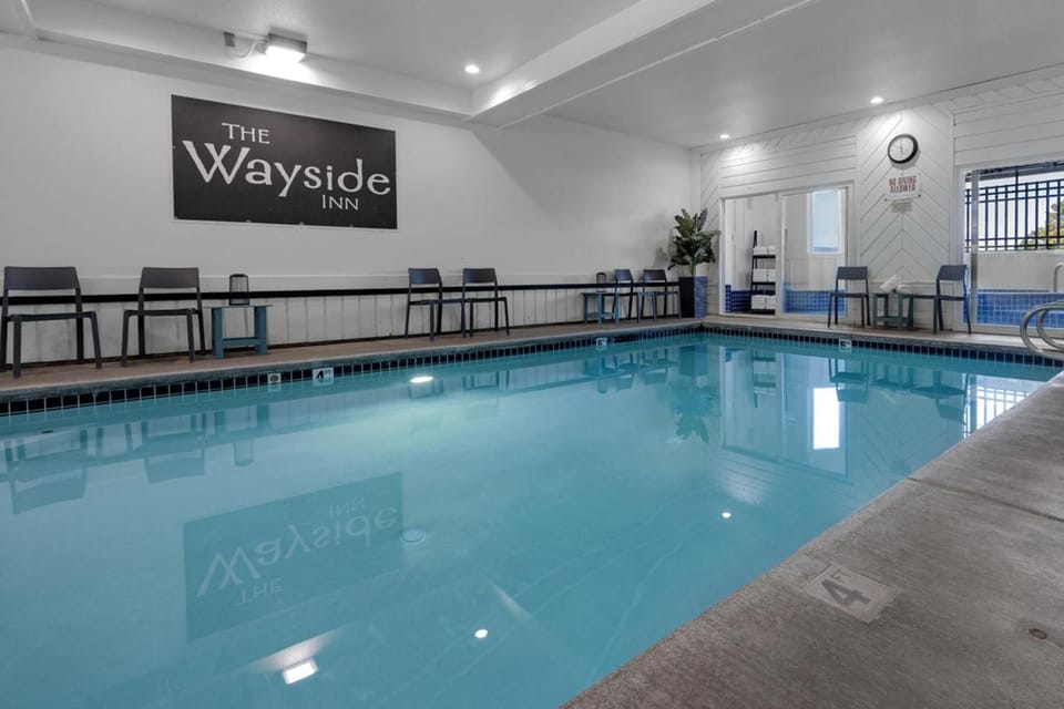 The Wayside Inn Hotel in Tolovana Park